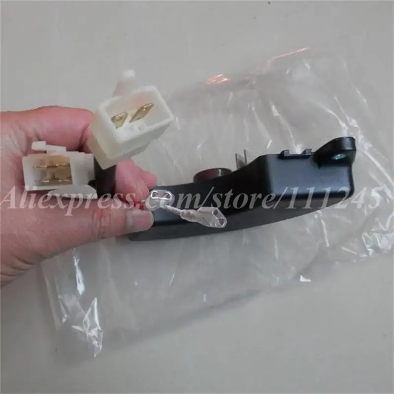 AVR 5KW 3 PHASE 8 WIRES KIPOR KDE6500E3 5