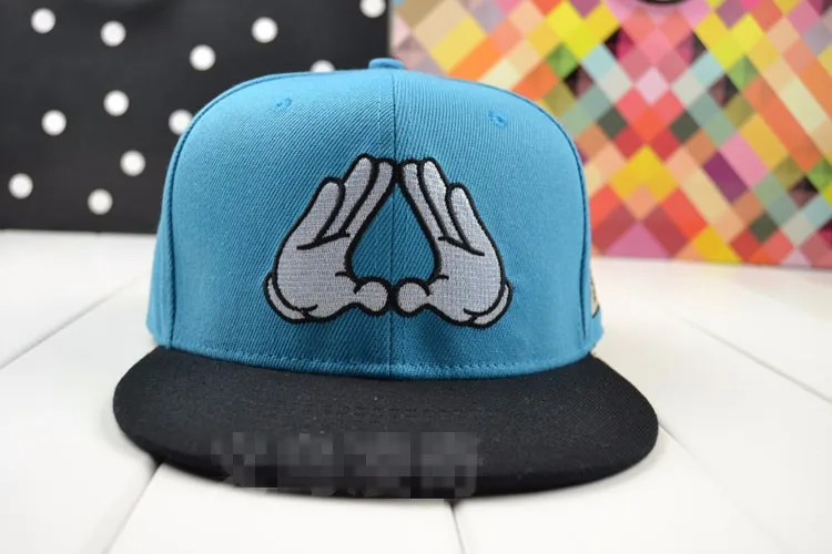 New-2016-Fashion-Hot-Sale-Snapbacks-Cayler-Sons-Finger-Embroidery-Skateboard-Baseball-Caps-Hip-hop-Hats (3)