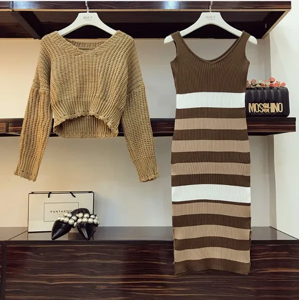 Модный осенний женский короткий свитер в стиле ретро с v-образным вырезом+ Полосатое трикотажное платье-жилет с разрезом комплект женского платья из двух предметов