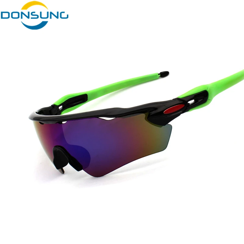 Venta caliente Ciclismo gafas hombres al aire libre Sunglass UV400 Bike Ciclismo gafas hombres bicicleta deporte gafas de sol Oculos Ciclismo