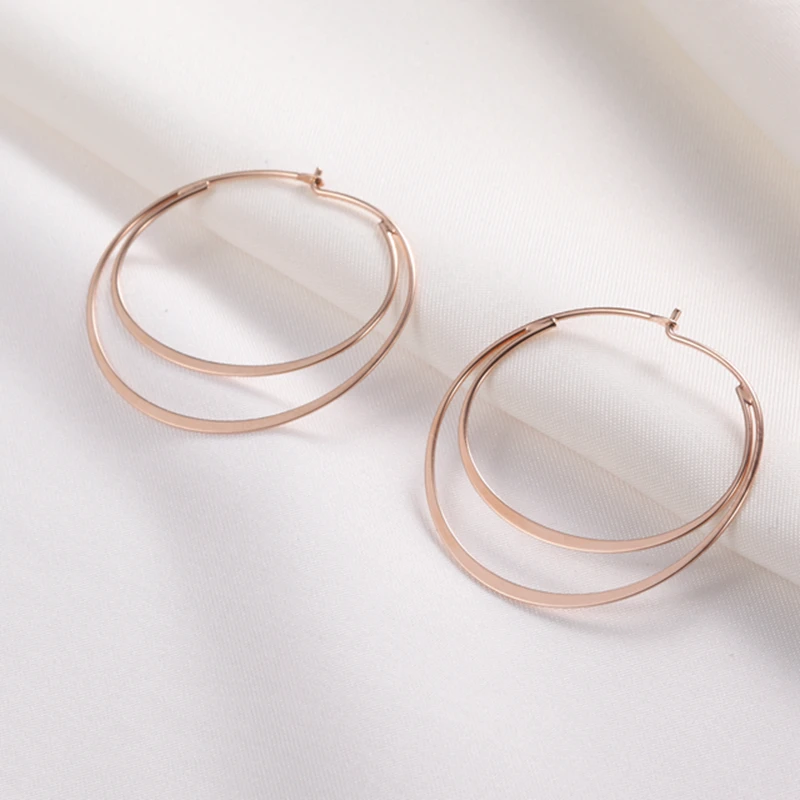 

Iutopian Twisted Circles Earrings Brincos Ear Cuff For Women Top Quality Girl Earrings 1#RG83458