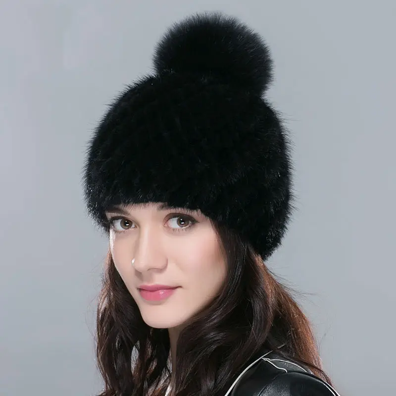 норковая шапка с помпоном. норковые шапки с помпончиком. шапка с мехом. вязаные меховые шапки. шапка из норки с помпоном.