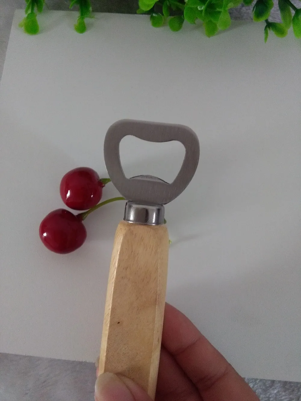 Деревянная открывалка для бутылок пива/Выгравированная на заказ и монограмма/свадебный подарок свидетелю