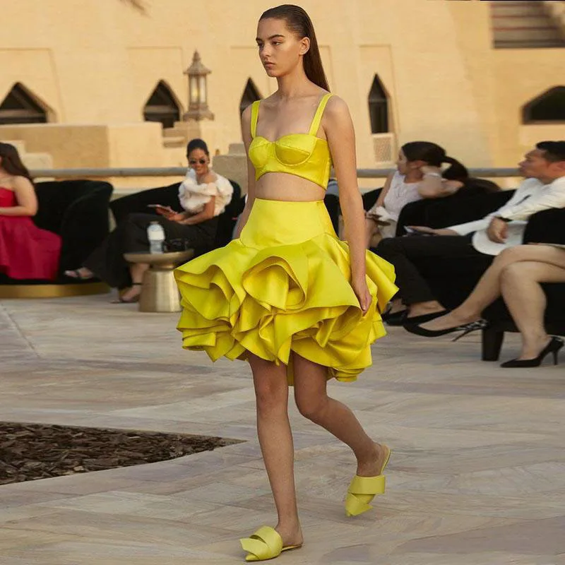 sweet-and-sexy-two-pieces-prom-dress-spaghetti-midriff-baring-top-ruffle-tutu-skirt-yellow-satin-evening-dress-zipper-back-short-party-dress