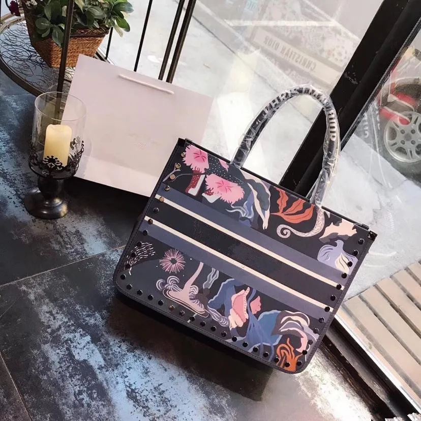 

OCEAN BS Korea's new large-capacity minimalist letter shoulder canvas bag simple mobile handbags solid color tote bag big bag