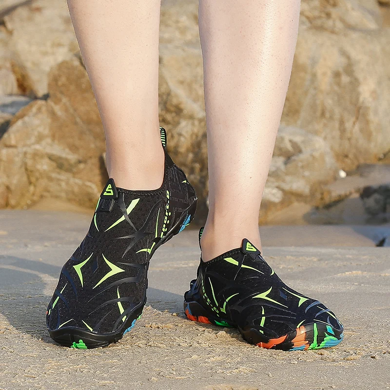 

Men Breathable Water Shoes, Beach Shoes, Anti-Slippery Swimming Shoes, Quick-Dryling Upstream Shoes, Slip-on Non-slip Sport Shoe