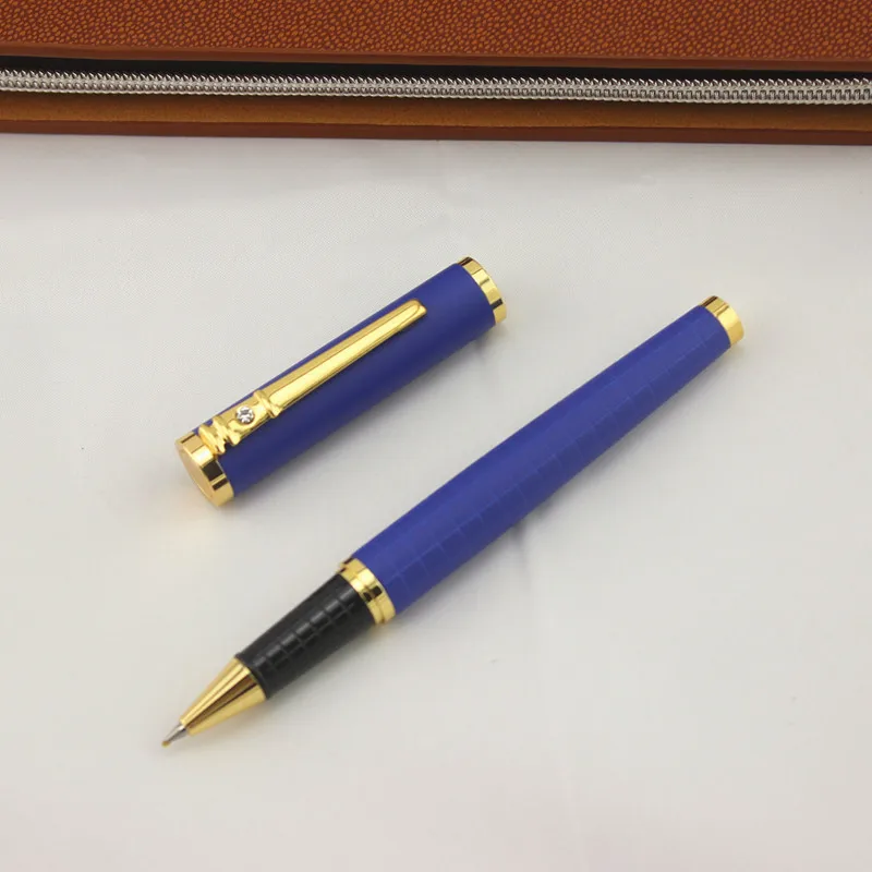 необычные шариковые ручки. самые большие ручки. авторучка желтая. ручка вшэ. лучшие шариковые ручки.