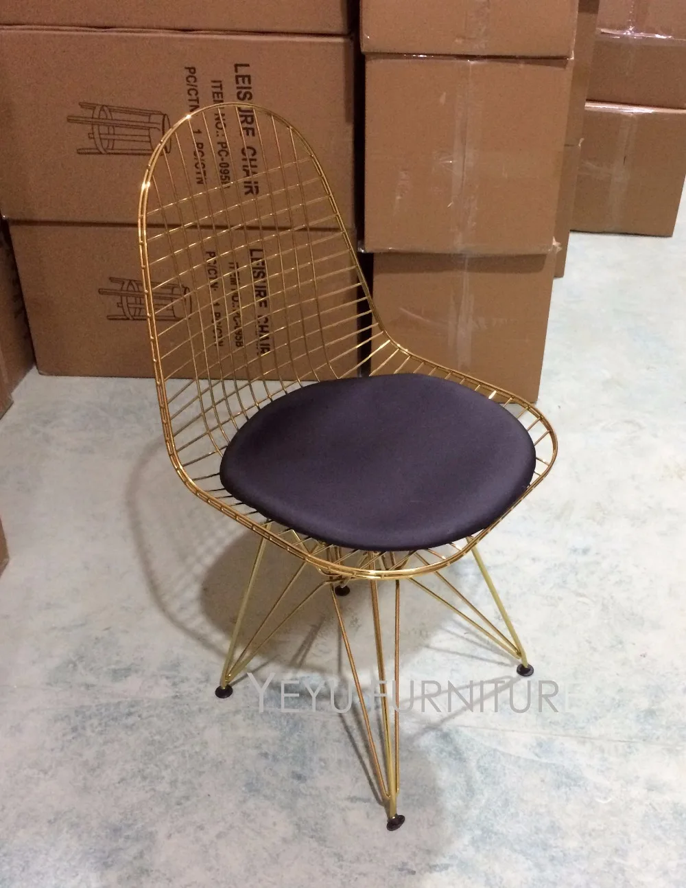 

Modern Design Classic Gold Color Wire Chair Cafe Metal loft padded Wire Chair Cushion gold color Pad fashion popular wire Chair