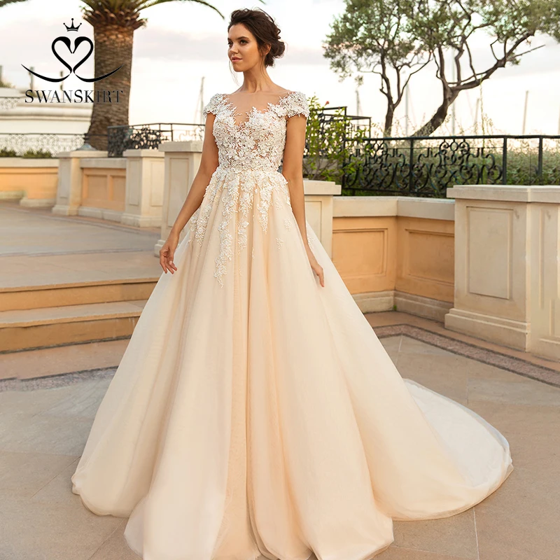 

Appliques Princess Wedding Dress 2020 Swanskirt Vintage V-neck Cap Sleeve A-Line Flowers Bride gown Vestido De Noiva F172