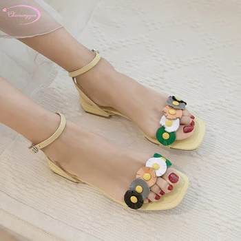 

Japanese sweet style natural leather summer sandal fashion color matching flowers beige yellow low heel chunky women's shoes