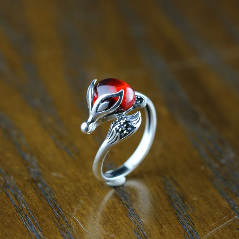 

S925 silver jewelry fashion boutique pomegranate red fox Ladies Ring