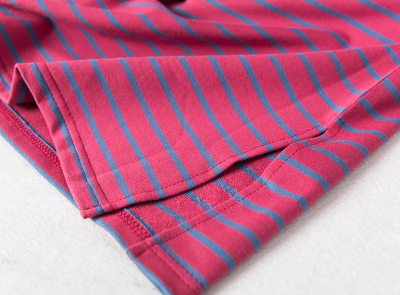 9667556668_1526045471