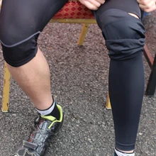 Scaldamuscoli ciclismo DAREVIE scaldamuscoli a compressione traspirante protezione UV scaldamuscoli MTB scaldamuscoli calcio sicuro Leggings da corsa sicuro