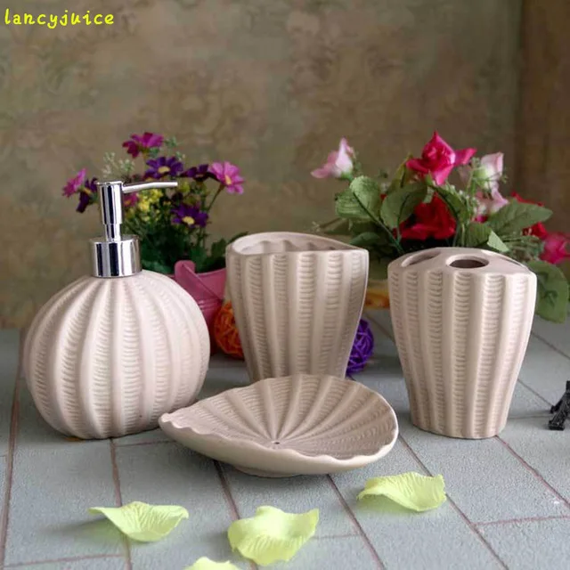 

Wedding Bathroom Set Shell Ceramic High QualityFour pcs a set Creative Decoration Gift Practical Gift Bathroom Sets