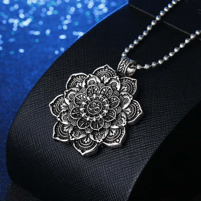 

New Hot 1Pcs Tibet Spiritual Necklace Tibet Mandala Pendant Necklace Geometry Amulet Religious Jewelry Wholesale