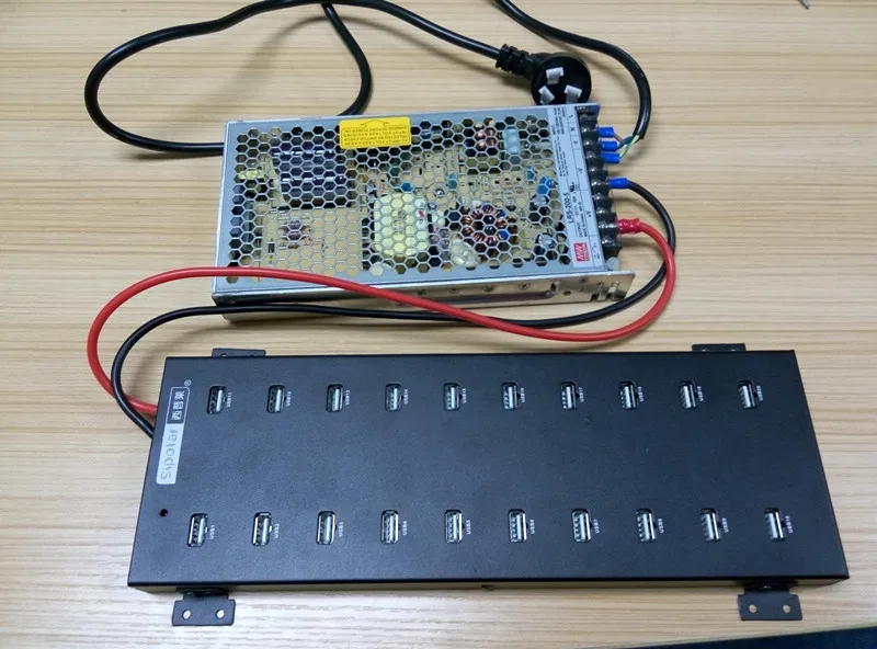 Industrial 20-Port USB charging station High Power Charger/Hub with WM power adapter