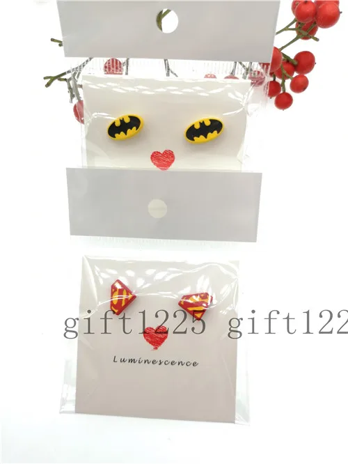 12 пар мультфильм Мстители Бэтмен Супермен Логотип Женщины Милая модная шпилька серьги стильные серьги для девушек подарки