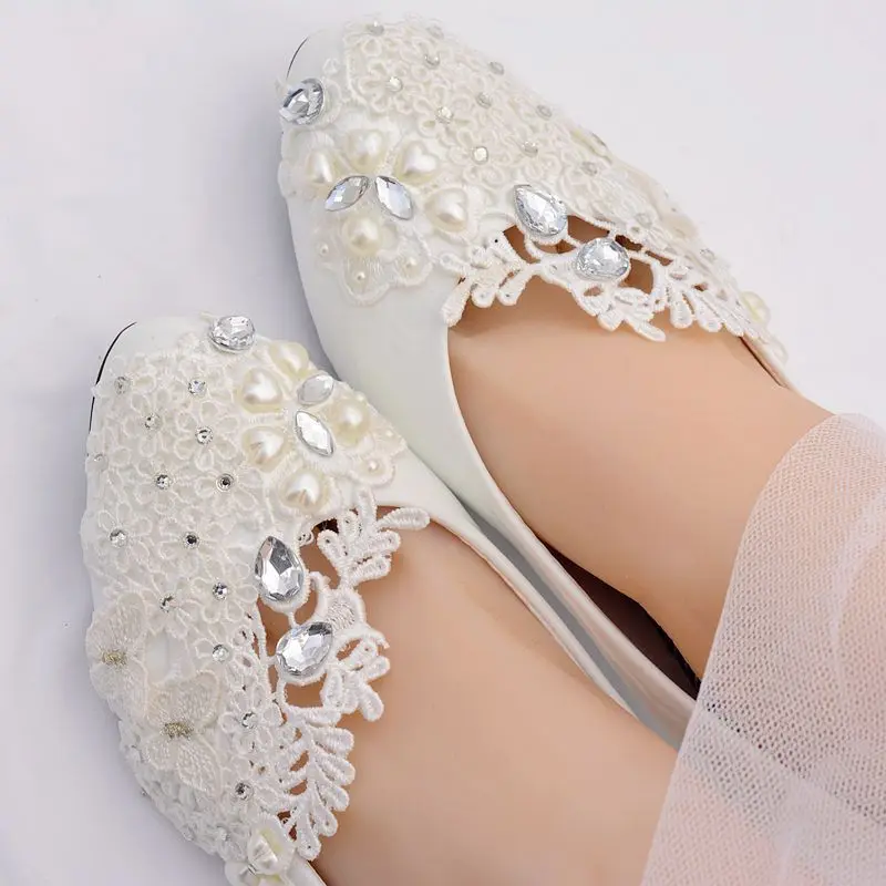 2 womens shoes