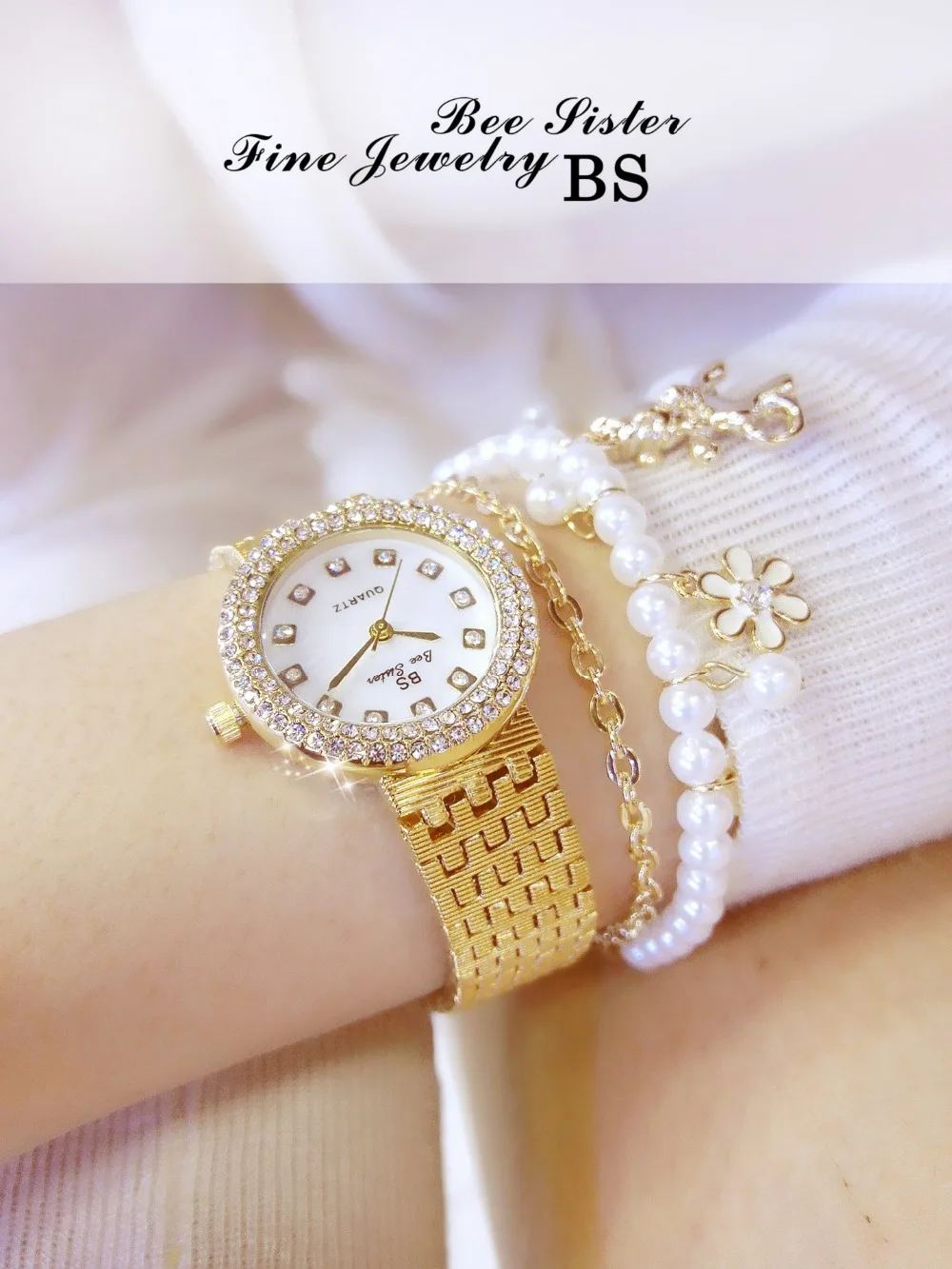 clock women 6
