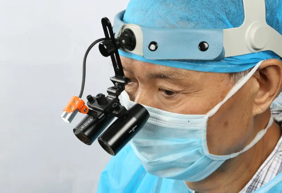 4.0X WITH HEADBAND AND LED