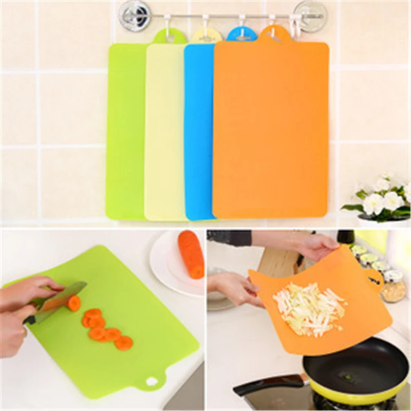 

1Pcs New Convenience Safety Kitchen Tools Flexible PP Plastic Non-slip Hang Hole Board Cutting Food Cutting Board Block