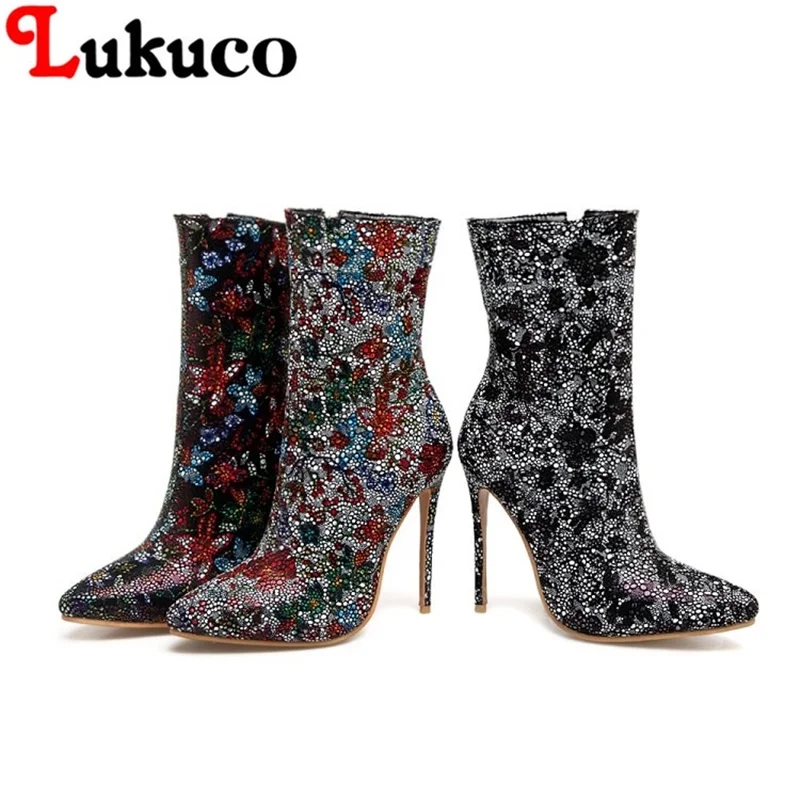 

2018 fashion boots large CN size 35 36 37 38 39 40 41 42 43 44 45 46 47 48 high quality women Boots FLOWER design free shipping