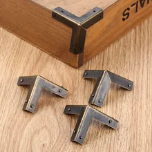 DRELD 4Pcs Bronzo Antico Salva Angolo Per Album E Cataloghi Scatola di Legno Contenitore di Vino di Coner Protezione Ferramenta Per Mobili Copertura Triangolo Angoli 33 Millimetri