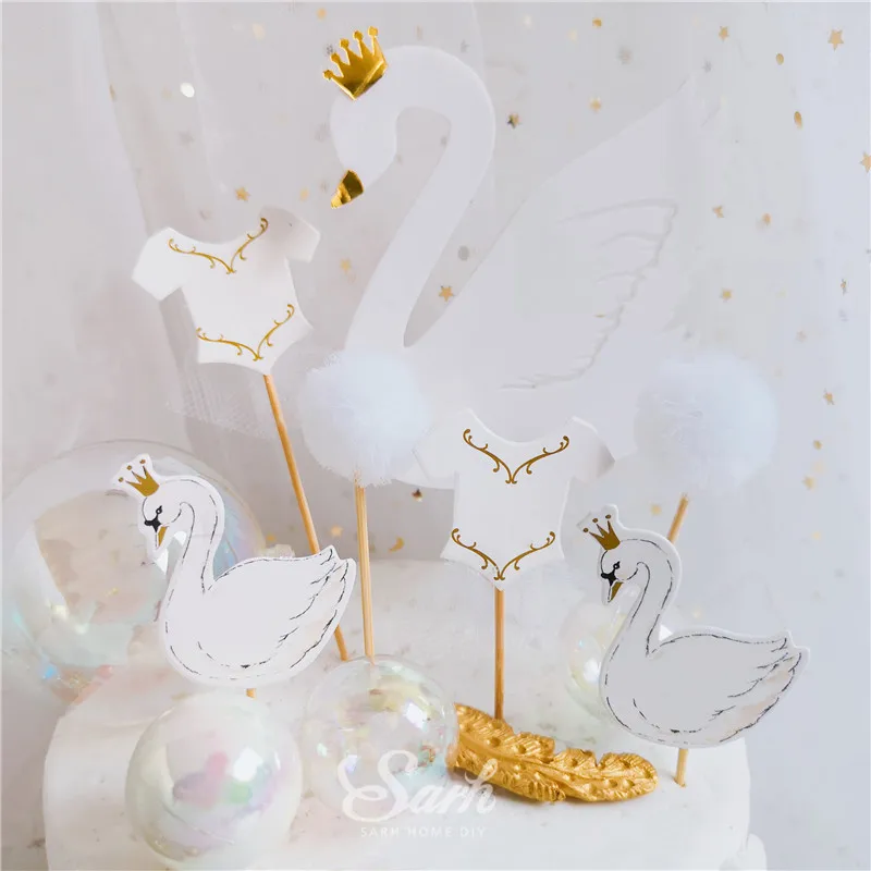 

Gold Black Crown Swan Cake Toppers Hairball Decoration Valentine's Day Wedding Party Decorations For Girl's Baking Cute Gifts