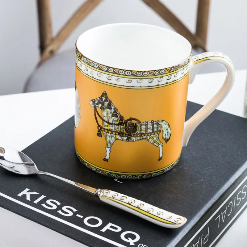 

European Style Bone China Coffee mug High Grade Bone China Afternoon Tea Cups Ceramic Mug 300 ml for Coffee Milk Black