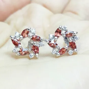 

Natural garnet flower stud earring Free shipping 925 sterling silver earrings 0.15ct*10pcs gems For men or women C94304