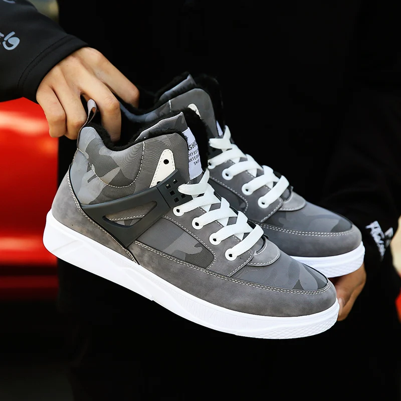 

Winter Men's Warm Plush Sneakers Outdoor New Camouflage High Top Sport Shoes for Male Comfortable Lace-Up Cotton Flats Footwear