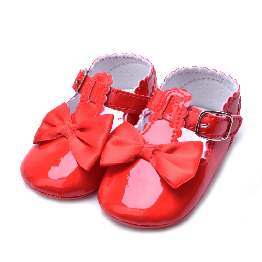 Обувь для новорожденных девочек; вечерние ботиночки принцессы с красивым бантом и пряжкой на ремешке; обувь из искусственной кожи для малышей; обувь для малышей 0-18 месяцев