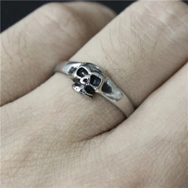 

Drop Ship Size 6-10 Cool Ladies Cute Mini Skull Ring 316L Stainless Steel Man Motor Biker Silver Vintage Skull Ring