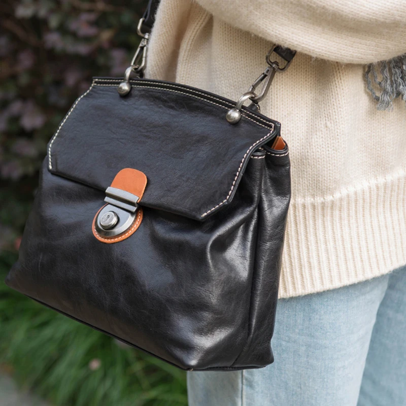 AETOO Postman Bag female Leather retro casual large capacity cowhide handbag shoulder commuter female bag slant bag