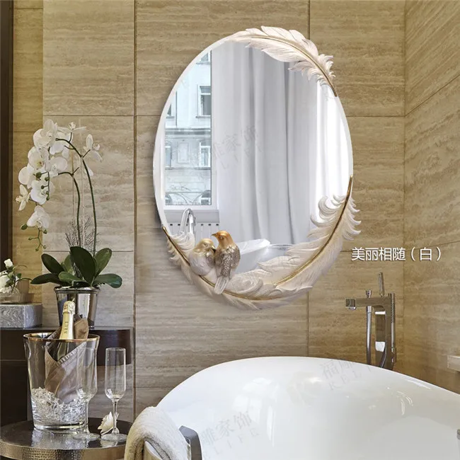 Декоративное настенное зеркало с перьями, овальные противотуманные зеркала для ванной комнаты - Цвет: white