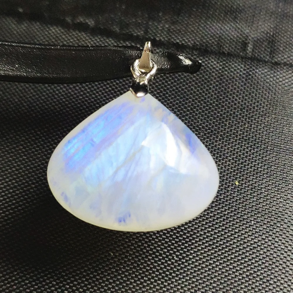 

Natural Strong Blue Light Moonstone Clear Pendant From India Reiki Excellent Stone 23x20x8mm Lady Birthday Gift Necklace AAAAA