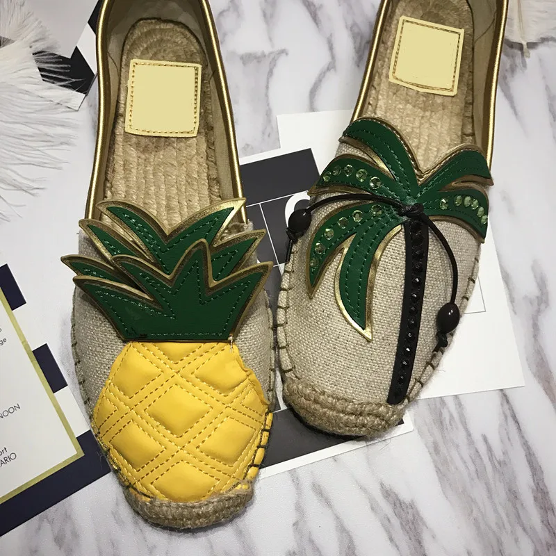 

2018 new fisherman shoes pineapple hemp straw shoes flat wild summer leisure lazy a pedal set of pregnant women shoes.