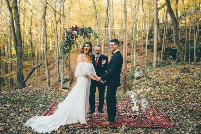 this-oakleaf-cottage-wedding-perfectly-nails-free-spirited-sophistication-amber-phinisee-52-700x467