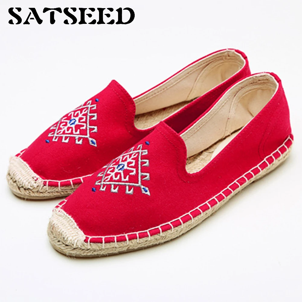 

2017 New Spring Shoes Female Round Folk Style Pedal Slip-on Embroidery Linen Soled Flat Shoes Hemp Sewing Canvas