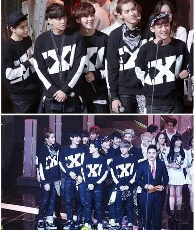 DB23948 EXO sweatshirt-4