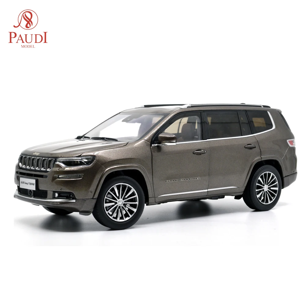 Модель Paudi 1/18 1:18 Масштаб Jeep Grand Commander коричневый литой модельный автомобиль игрушка, модель автомобиля двери открытые