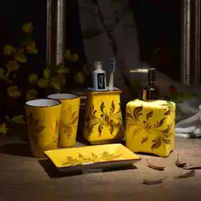 Европейский высококачественный Королевский керамический набор для ванной из пяти предметов, наборы для ванной комнаты, чашки, зубы, туалетные принадлежности, подарочный набор LO82214