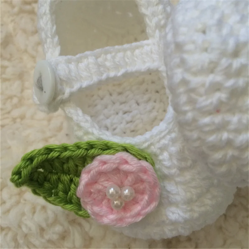 QYFLYXUEQYFLYXUE- Crochet Baby shoes Summer baby newborn infant shoes Green and white knit crochet photo prop