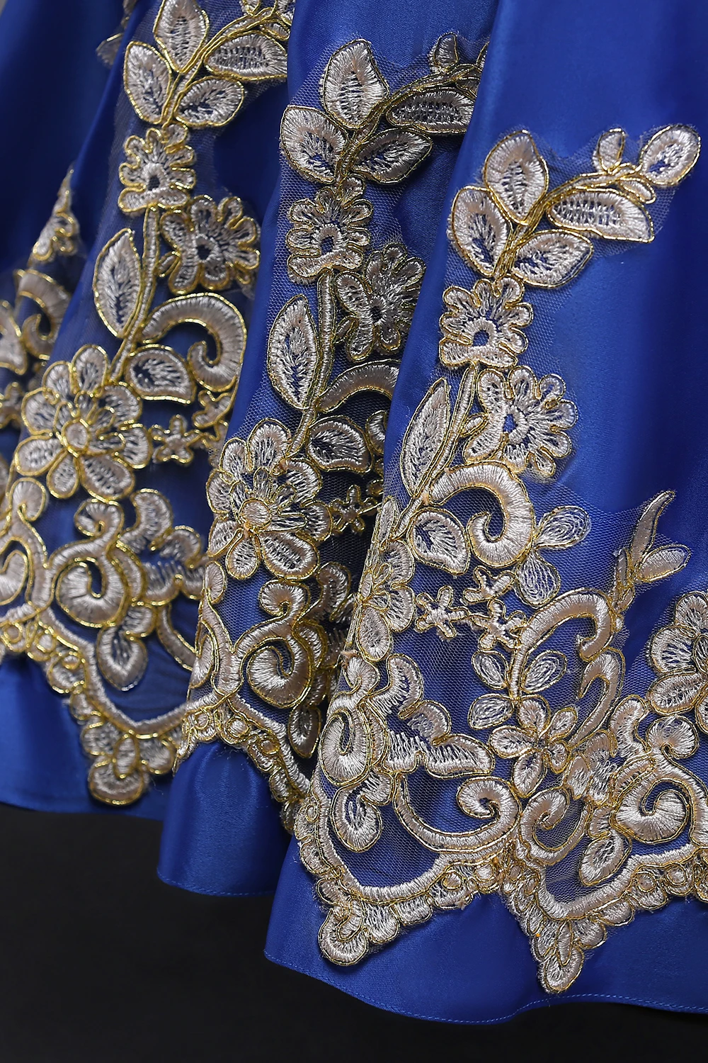 Real até o Chão Vestidos da Menina Vestidos de Festa Princesa Azul Flor Ouro Applique Meninas Pageant Vestido Primeira Comunhão 10 High Quality Casamentos e Eventos