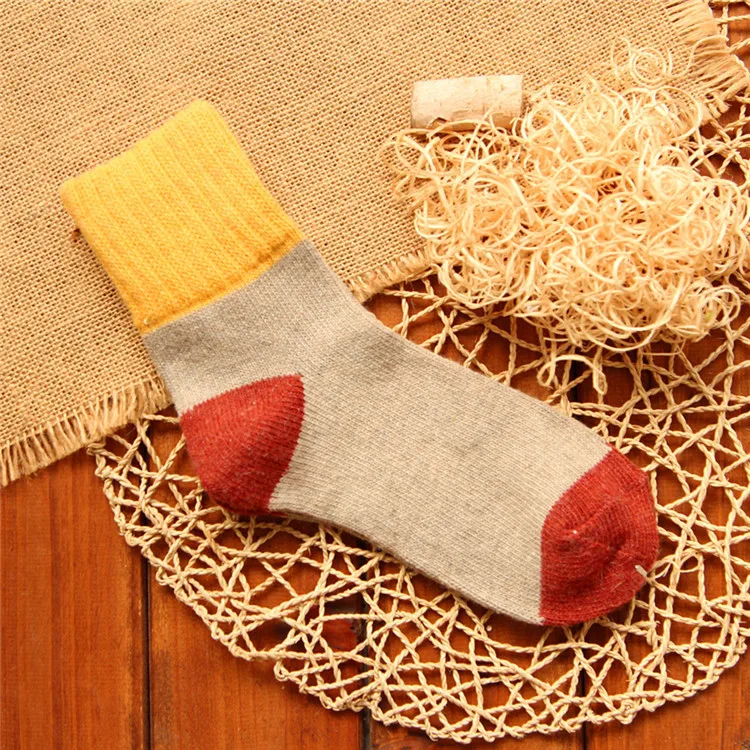 3558828949_280472753