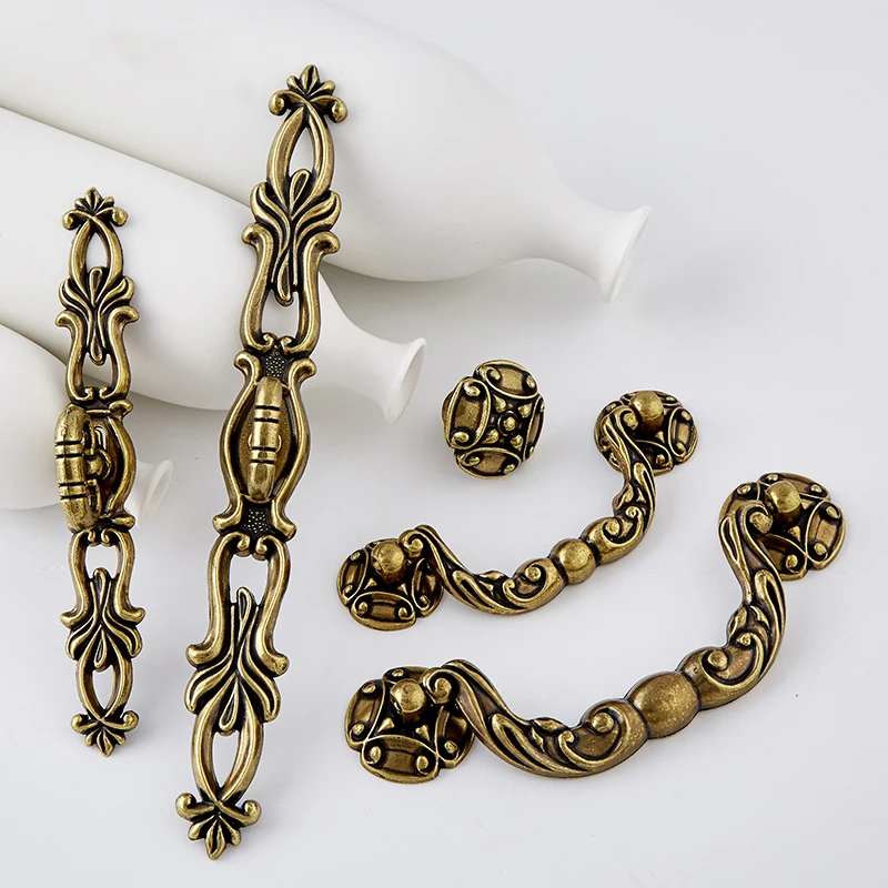 الرجعية خمر 2 PCS الأوروبية العتيقة مطبخ مجلس الوزراء مقابض باب خزانة خزانة درج تسريحة مجلس الوزراء التأثيرات مقابض و المقابض
