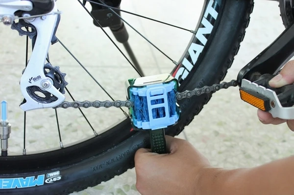 Top Bicycle Chain Cleaner Cycling clean Brushes bike cleaner Tool kits Bike MTB Multifunction Cycling Bike Chain Wash Cleaner 2