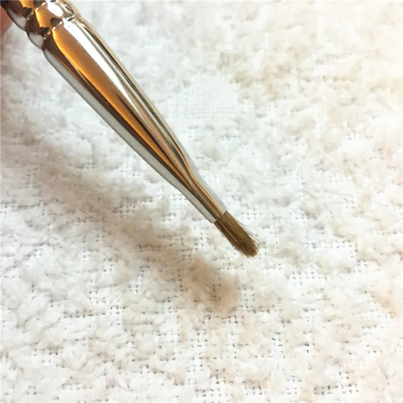 Hakuhodo K005 Eyeshadow Brush _ 4