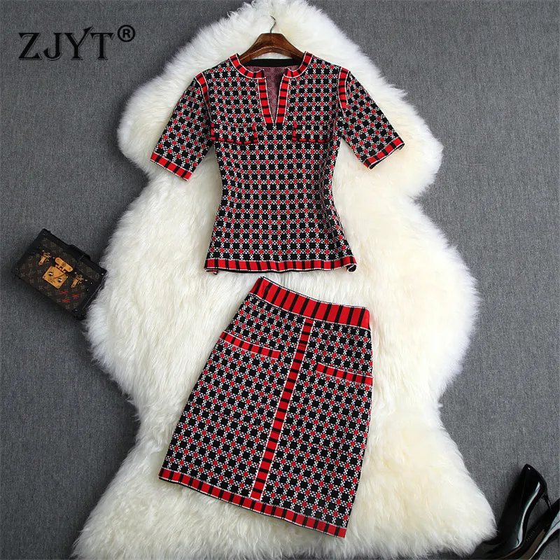 

High Quality Autumn Designer Runway Suit Set Women Fashion Short Sleeve Plaid Knit Sweater Top and Skirt 2Pcs Set Vintage Outfit