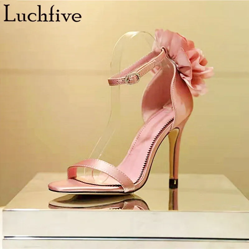 

Luchfive Silk Flower One Strap Sandals Women Runway Design Thin Back Big Floral High Heels Genuine Leather Buckle Summer Shoes